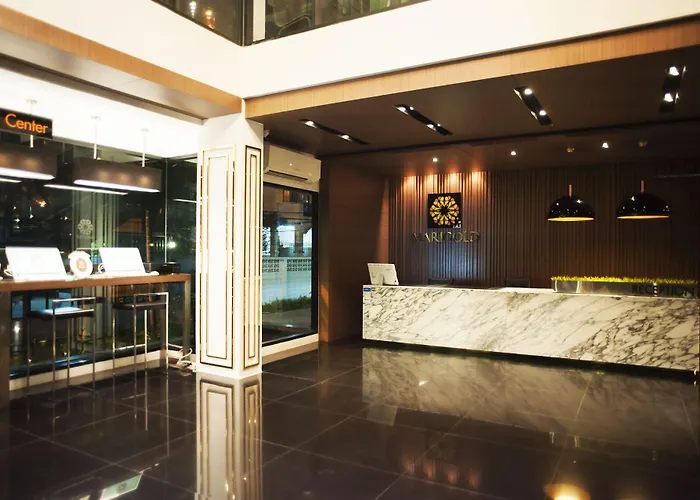 ホテル Marigold Sukhumvit - Free Shuttle To Bts Bearing Station 4*