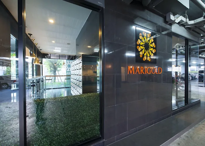 Marigold Sukhumvit - Free Shuttle To Bts Bearing Station ホテル バンコク都