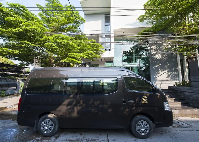 Marigold Sukhumvit - Free Shuttle To Bts Bearing Station 4*